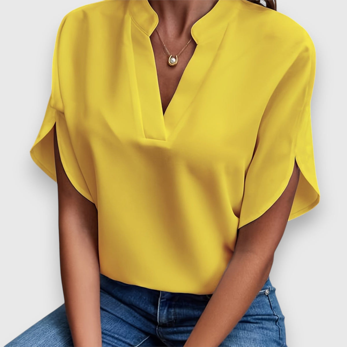 Amanda | Elegant Chic Blouse
